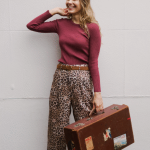 GRATITUDE ROUND NECK TOP